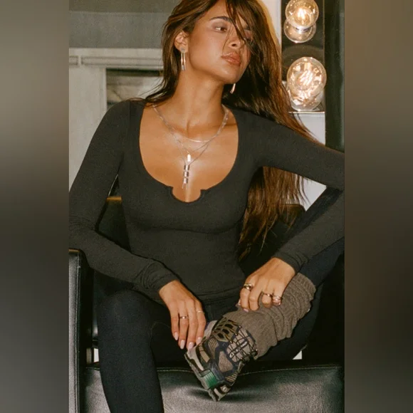 Joah Brown Henley Long Sleeve Top Black S/M In Great Condition - Picture 1 of 9